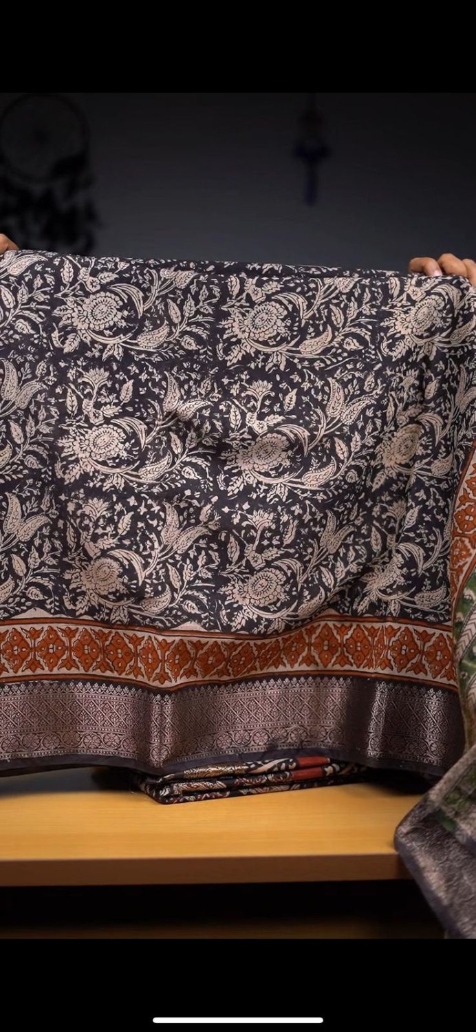 New exclusive traditional bagru print chiniya silk sarees with printed blouse piece . All designs made by natural colours and natural dyes. ✨️ Sarees length 6.50 mtrs with blouse piece