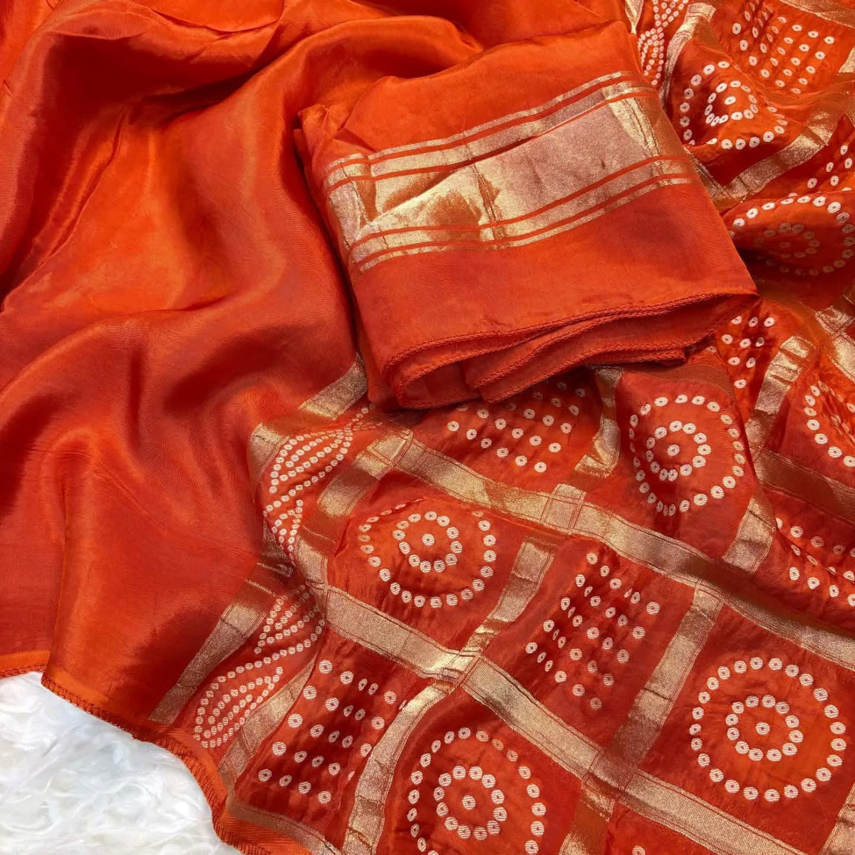 .....25 days to ship... Viscose mysore crepe silk saree with running blouse and weaving bandhani garchola pattern Pallu Saree in super trending colorWith running blouse with lagdi patta
