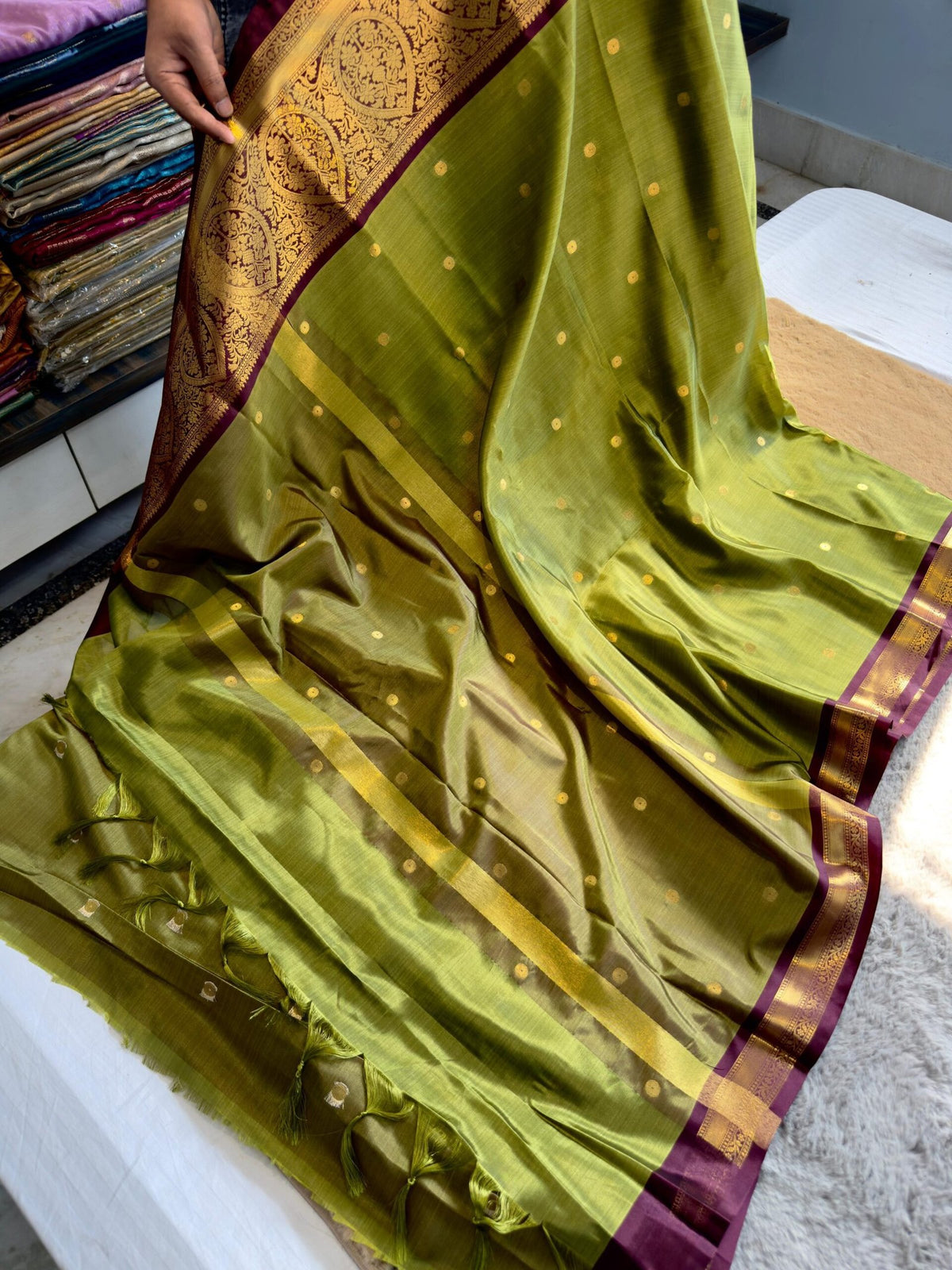 Benarasi soft silk fabric Fancy contrast weaving border.Full body beautiful zari buti weavingFancy designer weaving contrast pallu n blouse.