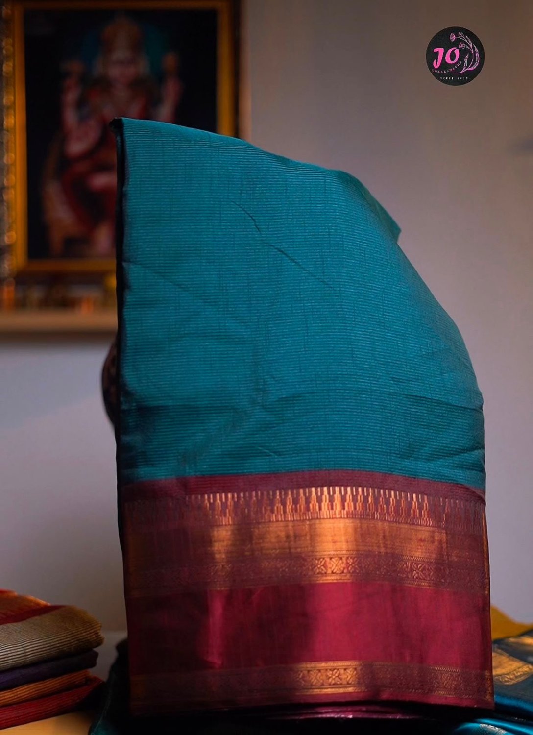 Fancy silk sarees with contrast pallu and blouse