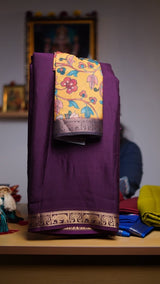 Fabric - Fancy Silk.. Contrast Printed blouse