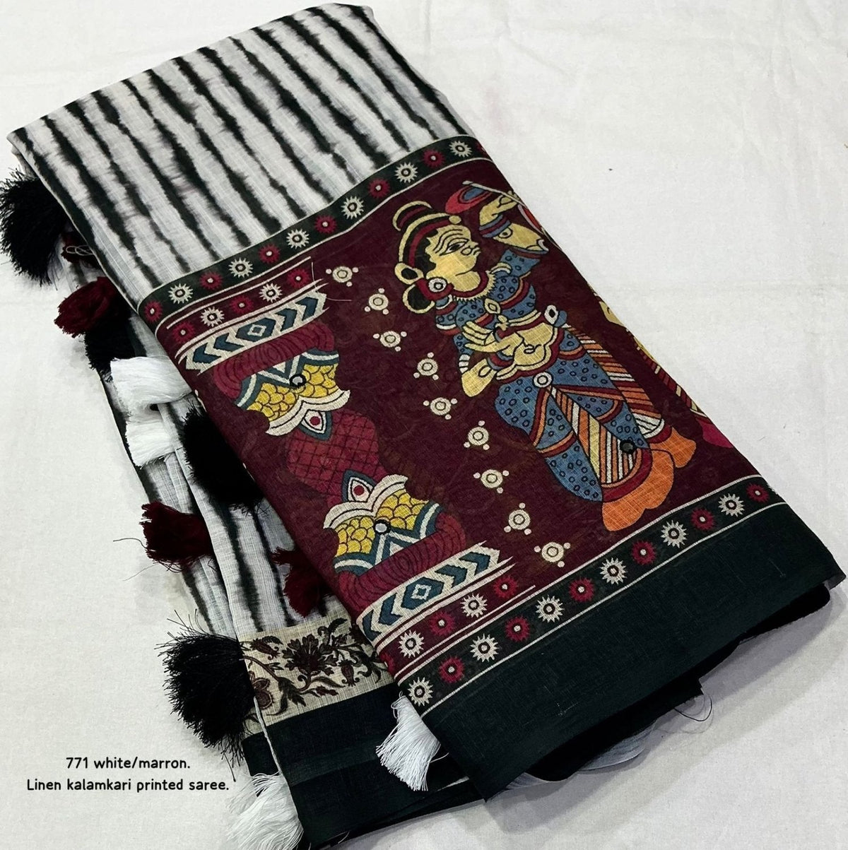 Linen Dream Quality – Soft Linen Digital Saree With Cotton Tassles. Blouse – Running Printed Blouse. Full length 6.30 meters.
