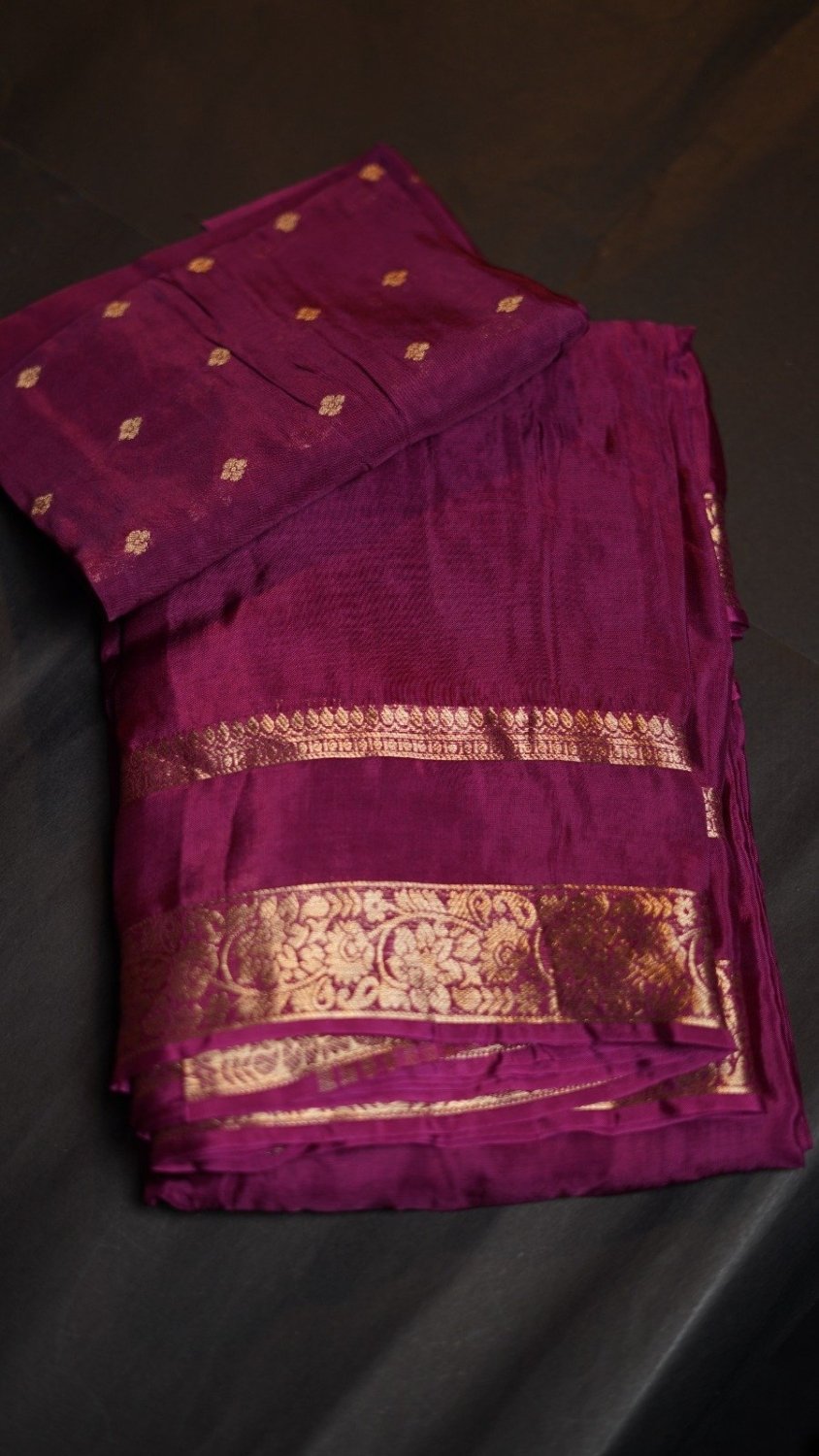 *Royale crepe*Pure viscose mysore crepe silk saree with bentex concept gap border and lining zari palluPaired with matching butti weave viscose blouse