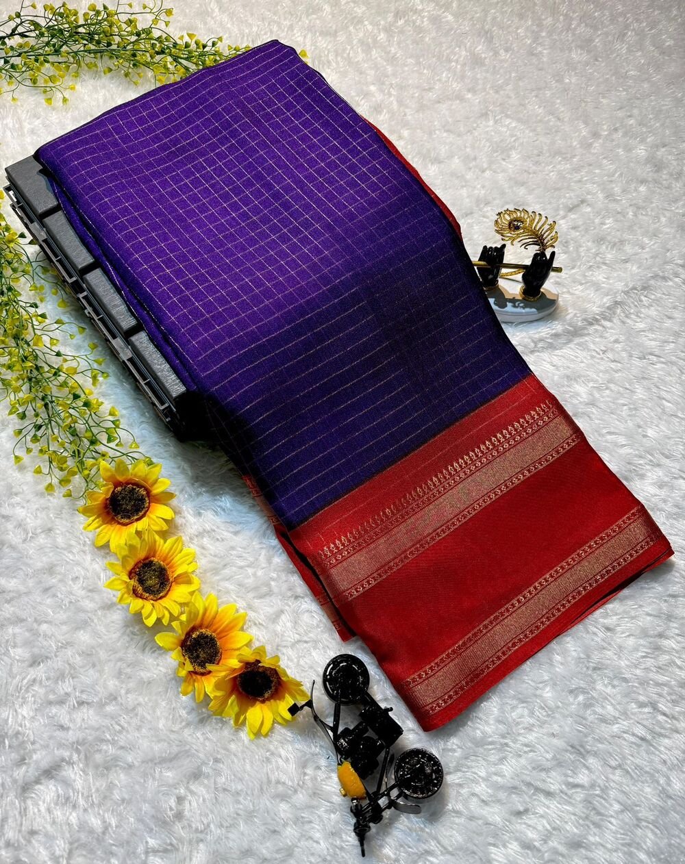 Mysore crepe silksSoft mysore crepe with zari chex pattern and contrast bentex border concept with contrast crepe blouse Soft n flowy material, very comfortable to wear