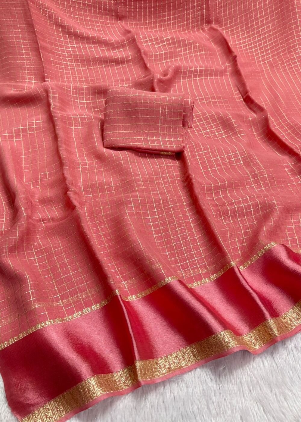 Pure Viscose Georgette saree with lurex thread chex weaving all over Saree With satin borderComes with viscose georgette Blouse