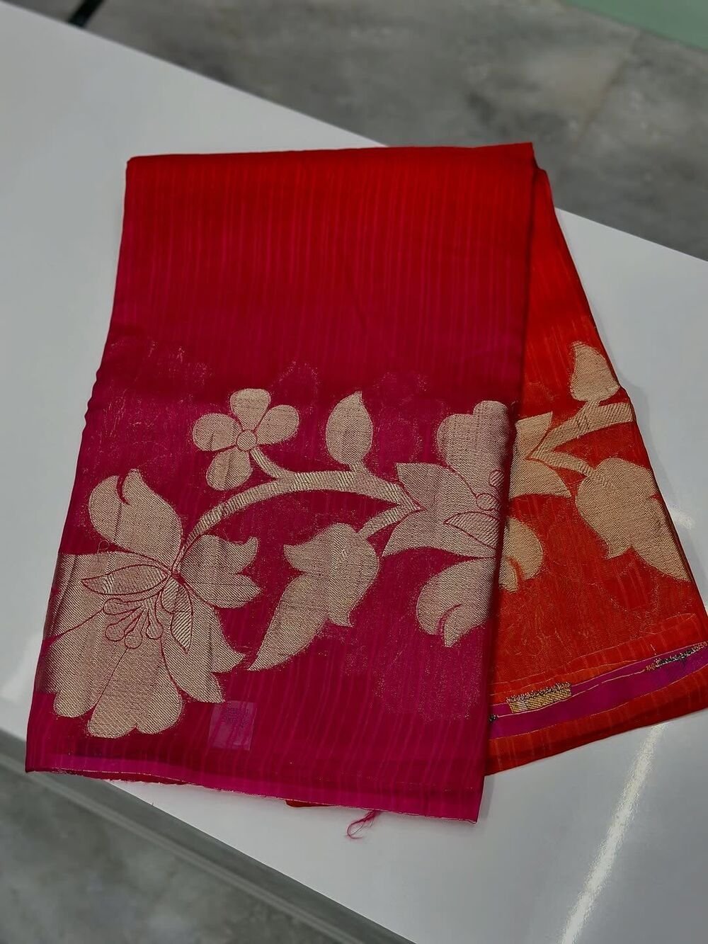 Benarasi jamdanimangosoft silk fabric sareeLatest designer designFancy Banarasi weaving border design π πReally super best quality Jacquard running blouse picFancy weaving designer pallu