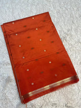 Premium crepe silk Banarasi sareeGold Zari weaving beautiful border❤️ and beautiful small buti body Rich jaquard palluWith zariblouse piece 3-4 days to Ship