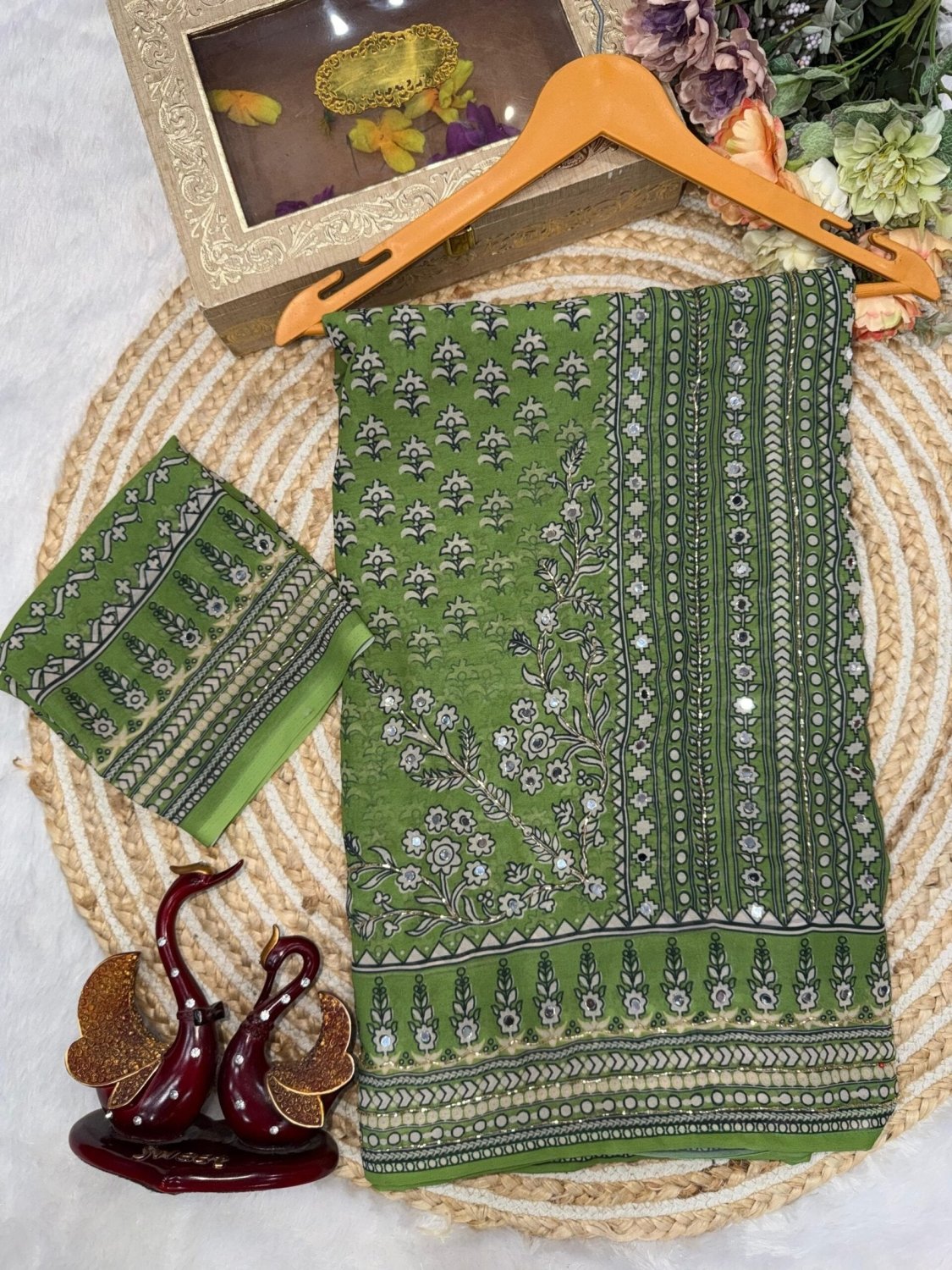 Soft Fox Georgette*WORK :*Beautiful katdana and real mirror work *BLOUSE*- Fox georgette with real mirror and hand work