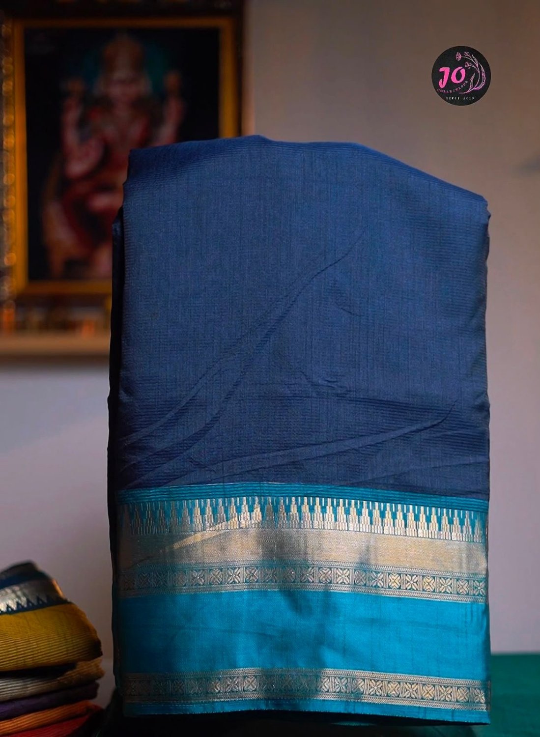 Fancy silk sarees with contrast pallu and blouse