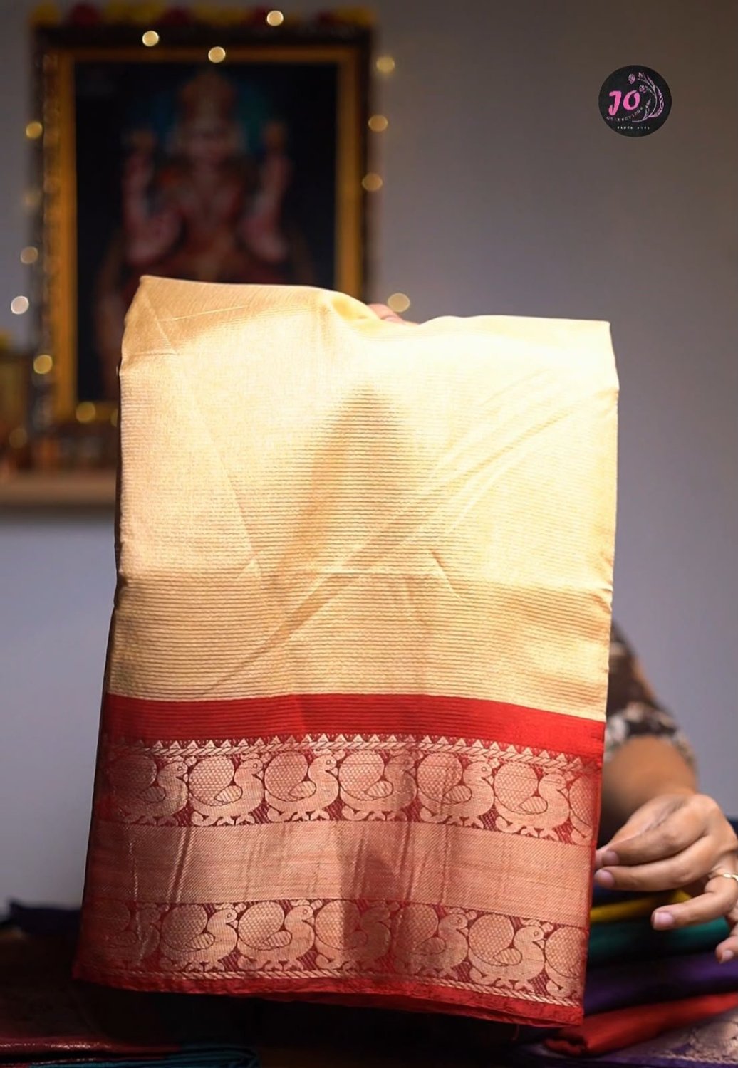 Fancy silk saree with contrast pallu and blouse