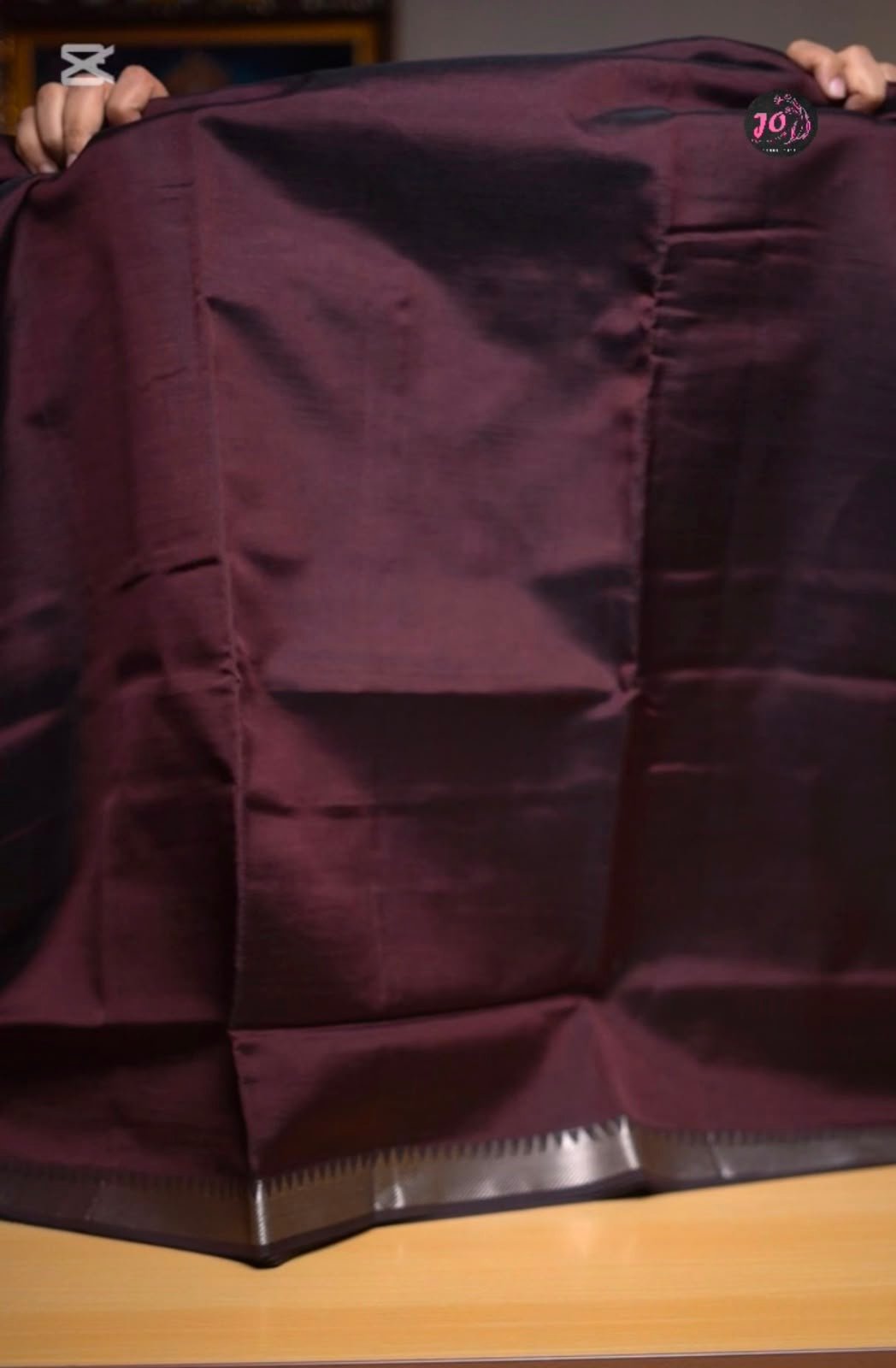 Mangalagiri Handlooms 50 × 50 Nizam pattu sarees with silver jaree border Pallu & blouse Running and paired extra digital printed blouse fabric