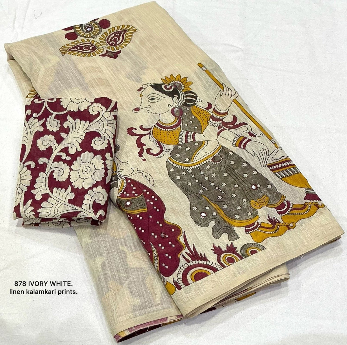Linen Dream Quality – Soft Linen Digital Saree With Cotton Tassles. Blouse – Running Printed Blouse. Full length 6.30 meters.