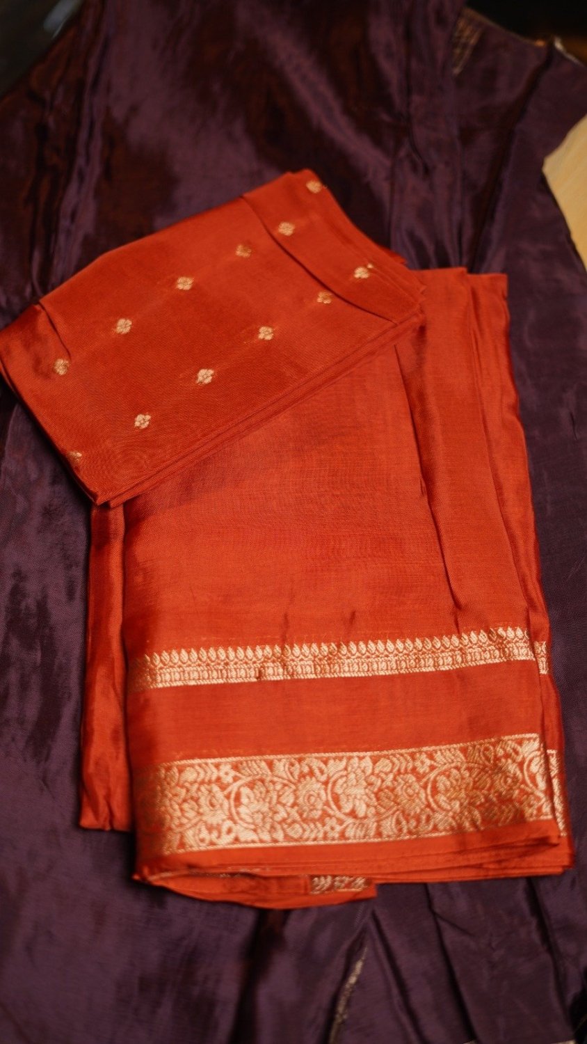 -----prebooking 15 days to ship --- *Royale crepe*Pure viscose mysore crepe silk saree with bentex concept gap border and lining zari palluPaired with matching butti weave viscose blouse