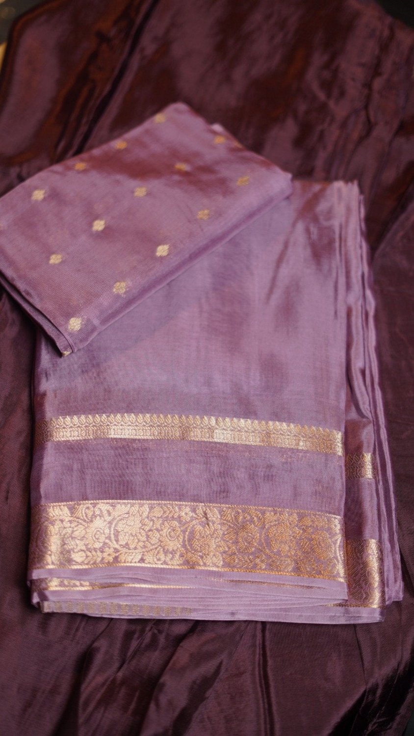 -----prebooking 15 days to ship ---*Royale crepe*Pure viscose mysore crepe silk saree with bentex concept gap border and lining zari palluPaired with matching butti weave viscose blouse