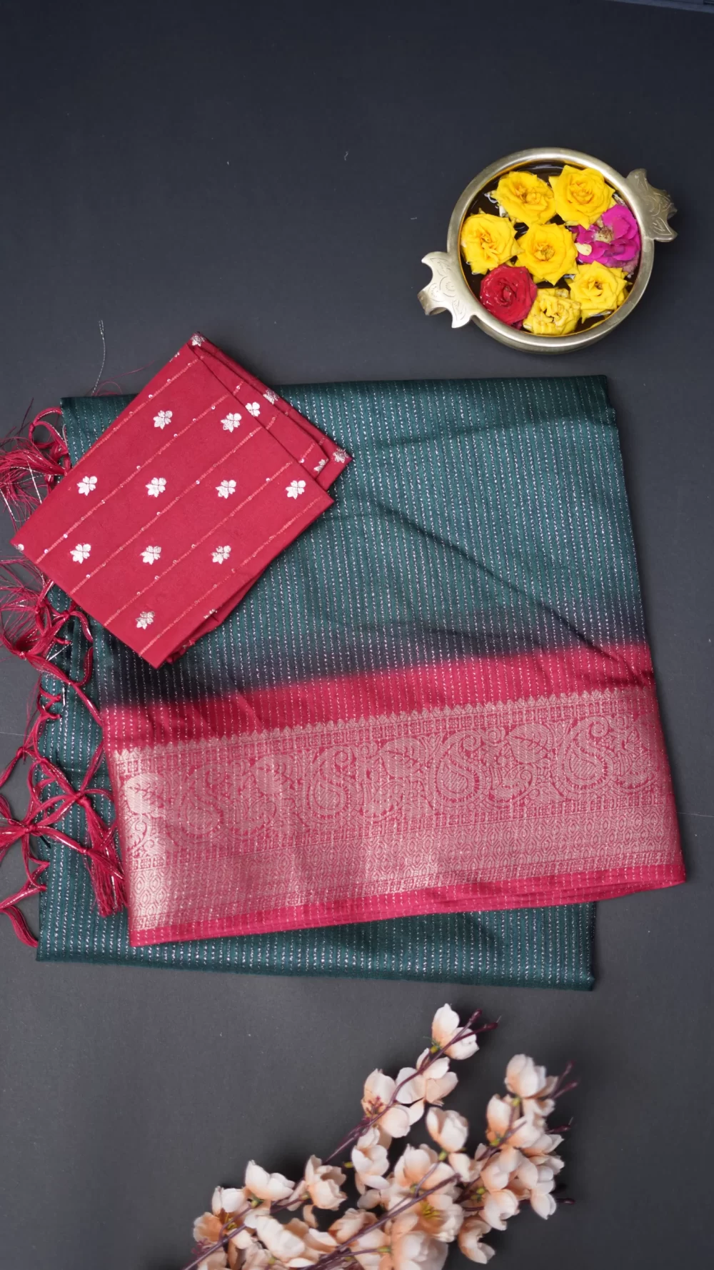 Dola saree with running pallu and contrast blouse