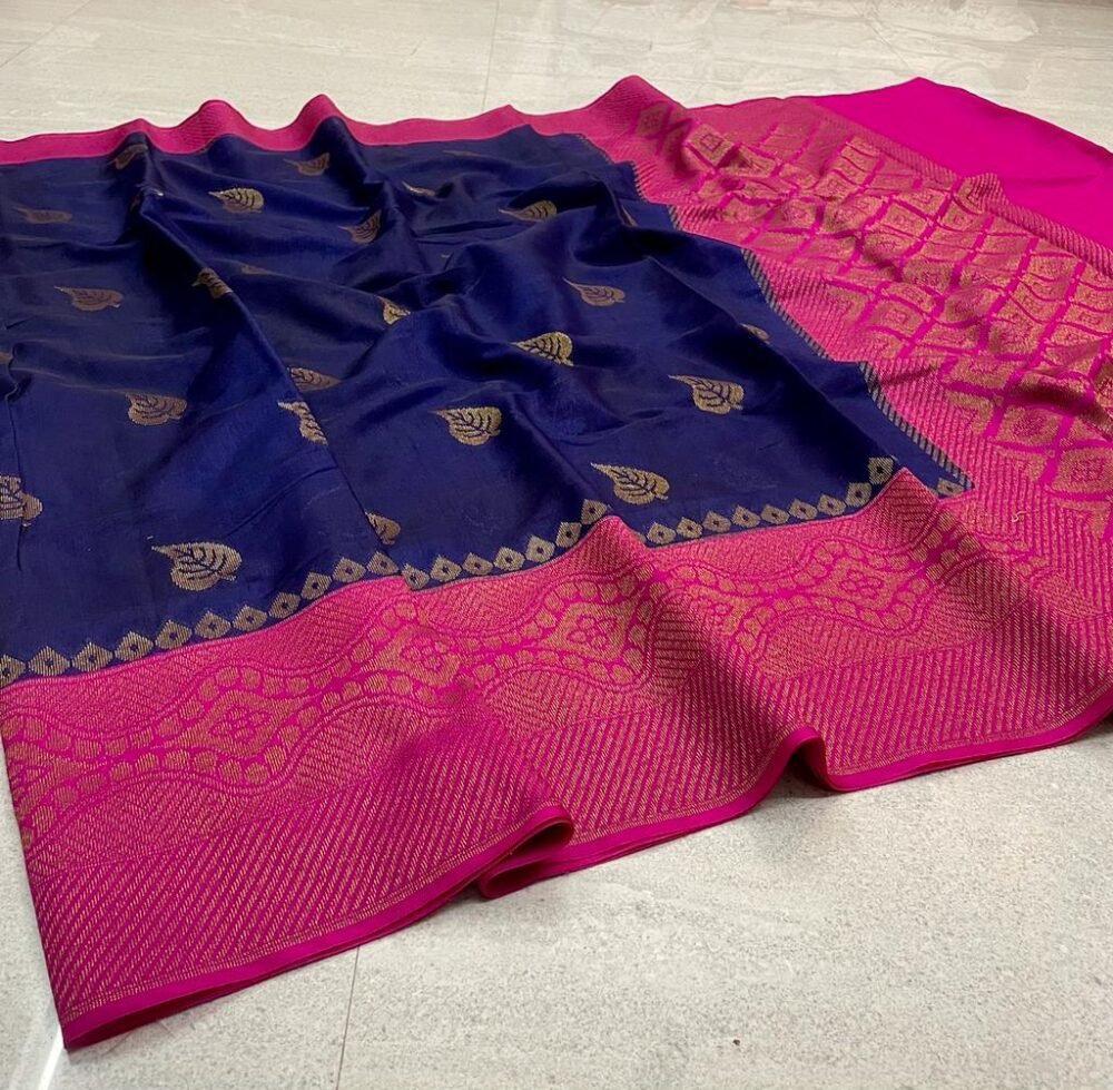 Banarsi dyeable semi Dupion soft silk saree.. Contrast blouse