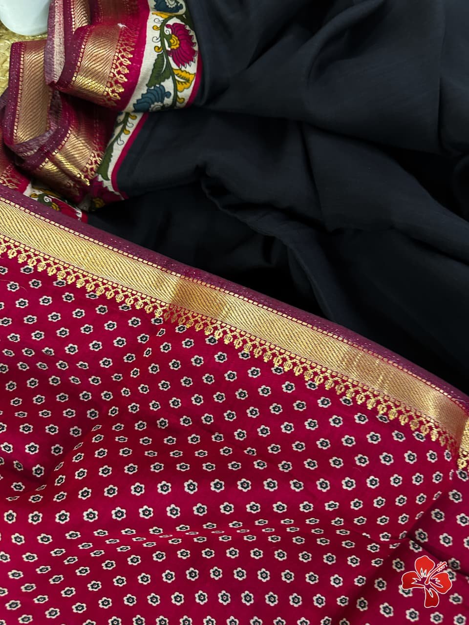 mangalagiri viscose cotton silk printed sarees with kalamkari printed border and rich pallu👗 It comes with small woven borders👗 Pairs with kalamkari printed blouse with border - Image 6