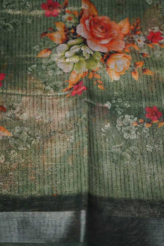 Fabric- Soft linen shimmer with all over zari linen in body and silver zari boder floral digital printed . Work- Heavy multi stiched Border with fancy butta Blouse- Linen simmer digital printed blouse Cut - 6.20 meters - Image 2