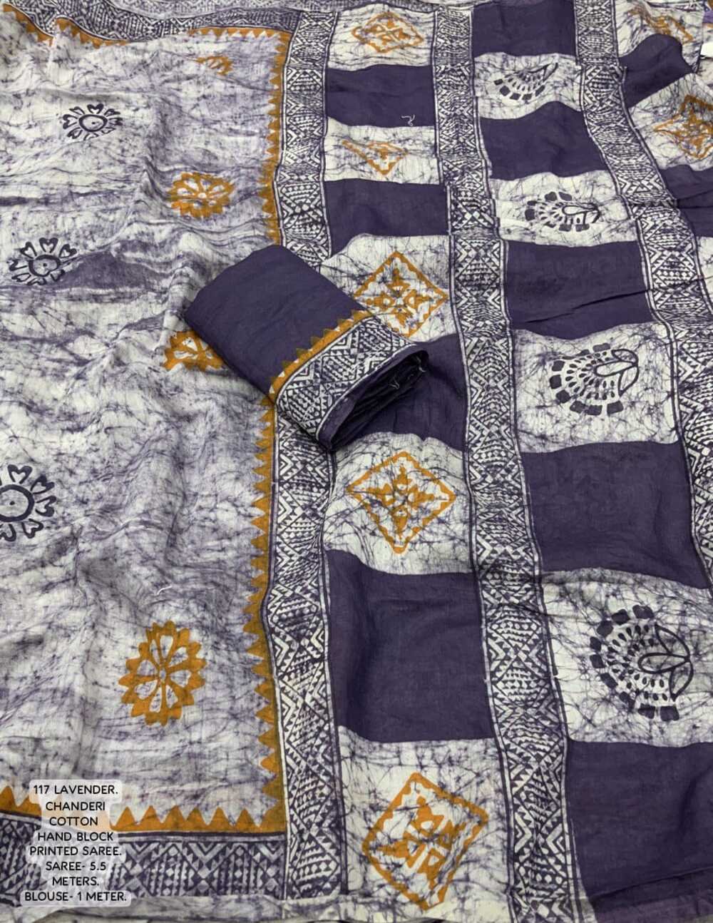 Hand block printed spray style cotton saree. Brush chanderi Quality- soft chanderi cotton saree with hand-block prints. Tassles on pallu. Blouse- contract block printed chanderi cotton blouse. Saree- 5.5 meters. Blouse - 1 meter - Image 3