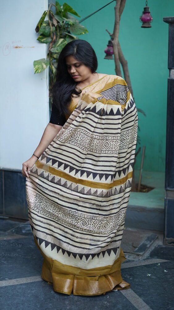 New exclusive traditional bagru print chiniya silk sarees with printed blouse piece . All designs made by natural colours and natural dyes. ✨️ Sarees length 6.50 mtrs with blouse piece - Image 2