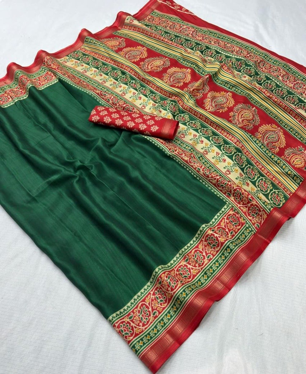 mul mul cotton Saree with print in all over saree with printed blouse of same fabric as saree Saree length -5.50 MTR Blouse length -0.80 MTR - Image 2