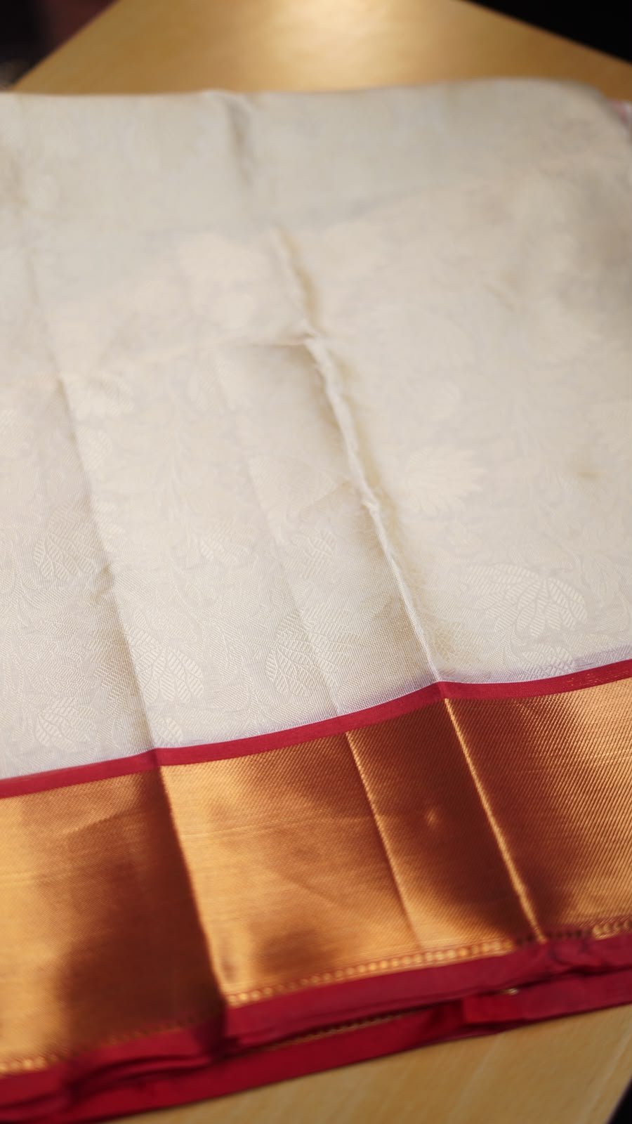 Semi katan contrast pallu and blouse - Image 2