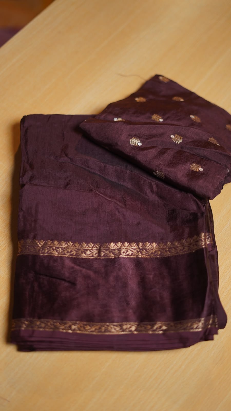 *Viscose Russian Dola* Viscose Russian Dola with satin border and lining zari pallu paired with pure Russian dola silk butti weaving blouse Trending pure saree with matching blouse