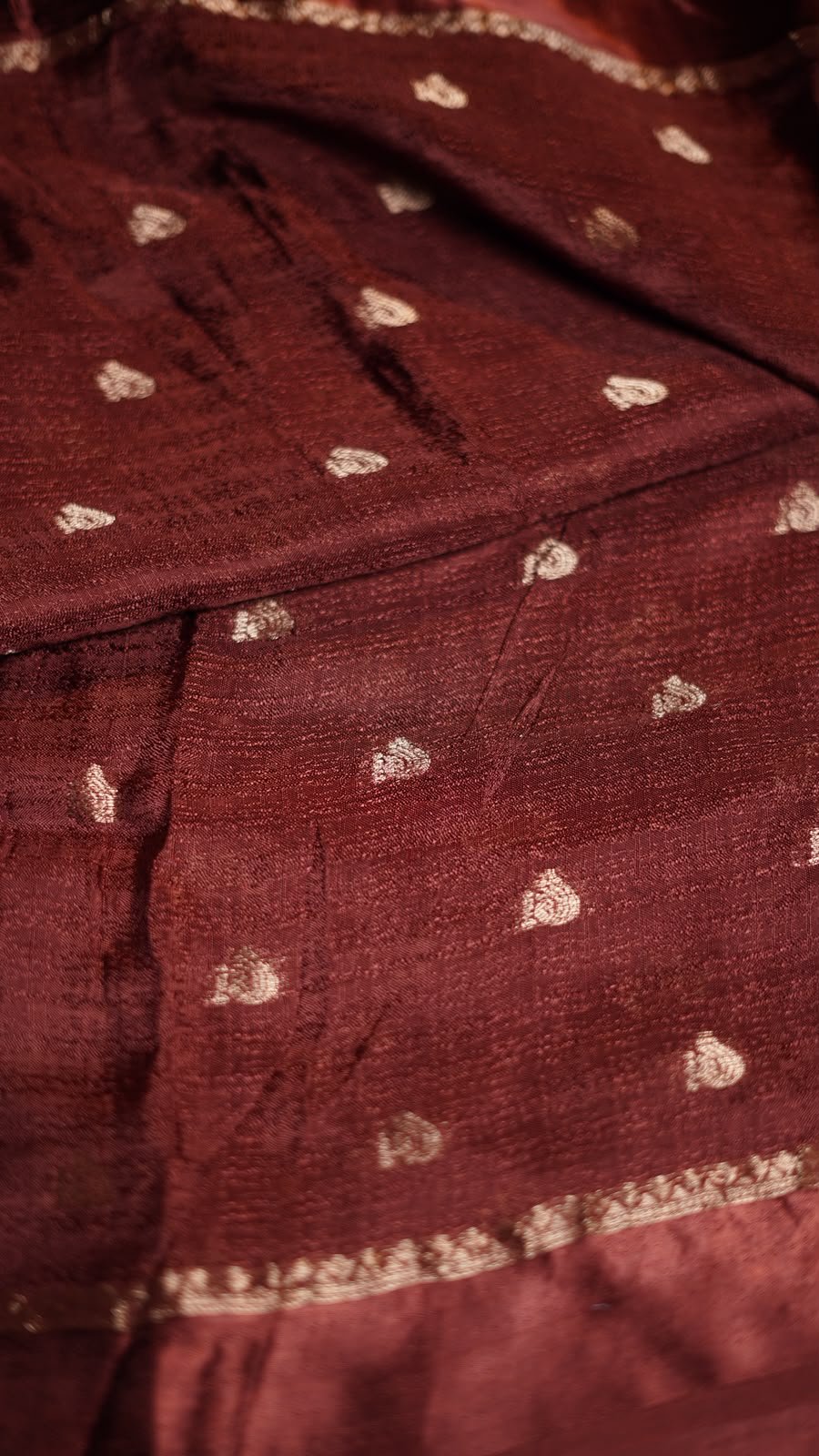 Soft Viscose Khadi silk fabric with satin border both side jacquard birds figure design all over with running blouse Partywear trending saree - Image 3