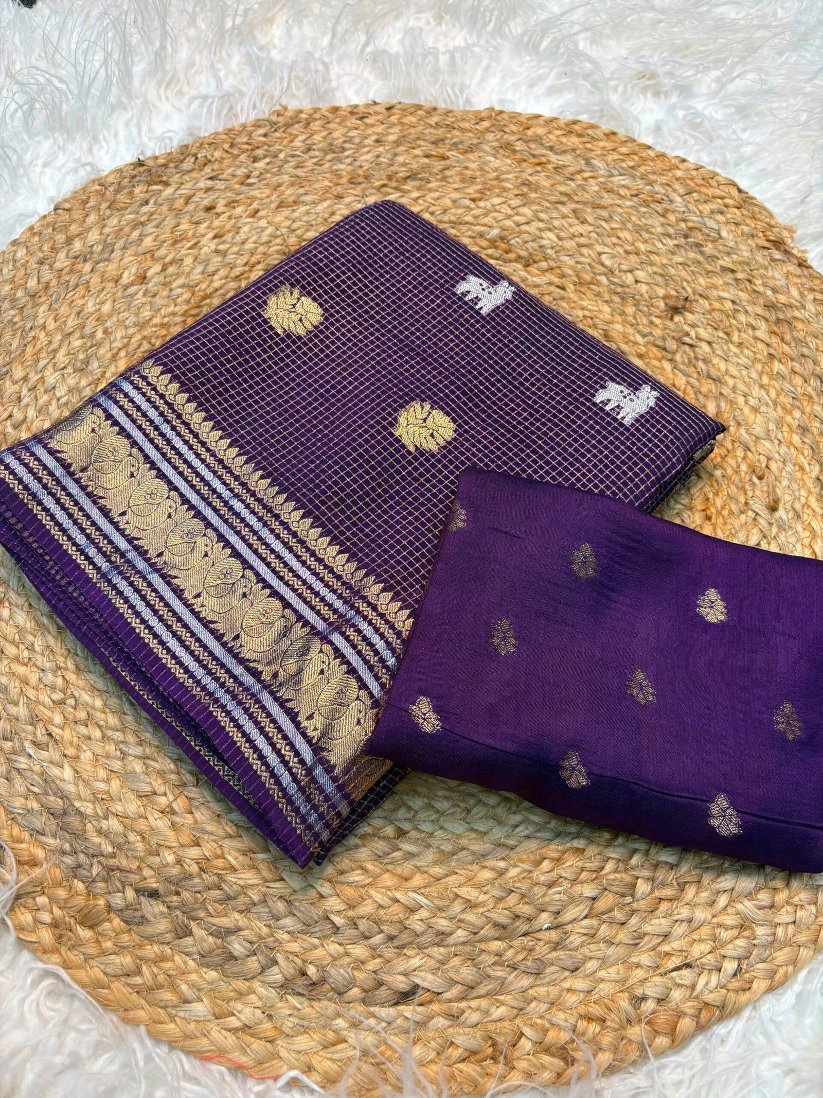 *Viscose Russian Chex* 🦌🦌 Pure viscose russian chex saree with gold silver zari motifs all over and zari woven traditional border both sides with running Zari chitt pallu pair and viscose jacquard weaving blouse Top quality assured
